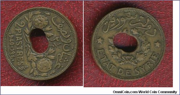 2 Piastres, double punch, second off-cent