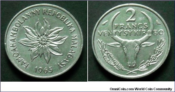 Madagascar 2 francs.
1965