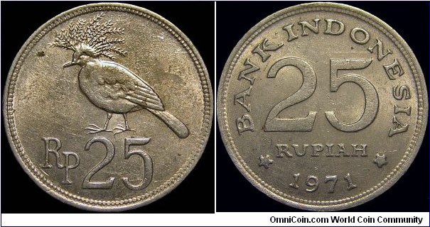 Indonesia - 25 Rupiah - 1971 - Weight 3,5 gr - Copper-nickel - Size 20 mm - Thickness 1,4 mm - Alignment Medal (0°) - Obverse : Victoria Crowned Pigeon - Edge : Milled - Mintage 1 221 610 000 - Reference KM# 34 (1971) 