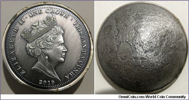 1 Crown (Tristan da Cunha - British Overseas Territory / Queen Elizabeth II / 50th Anniversary of the Apollo 11 Moon-landing // Copper-Nickel 47g / Rare, Mintage: 9.999 pcs / ½ moon Hyper relief)