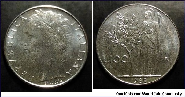 Italy 100 lire from 1985 BU set.