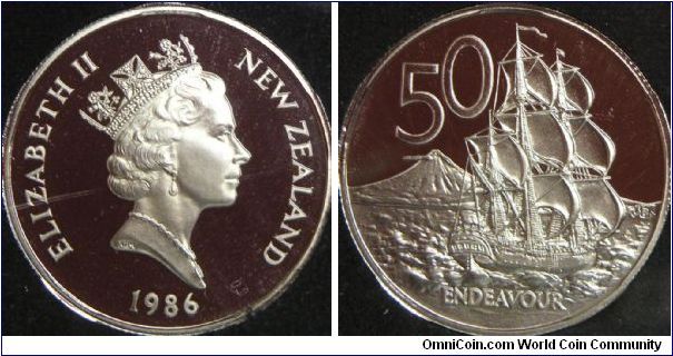 Queen Elizabeth II, New Zealand 50 Cents, 1986I. 13.6100 g, Copper-Nickel, 31.75mm. Mintage: 10,000 units. PROOF.