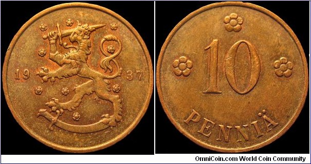 Finland - 10 Pennia - 1937 - Weight 5,0 gr - Copper - Size 22 mm - Alignment Medal (0°) - Designer / Isak Sundell - Edge : Plain - Mintage 2 420 000 - Reference KM# 24 (1919-40)