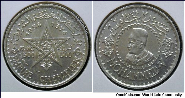 Morocco 500 francs.
1956, King Mohammed V. Ag 900.