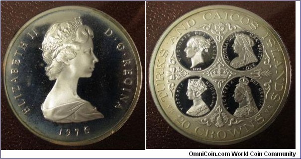 1976 Turks & Caicos Island Elizabeth II 20 Crown Silver Proof Coin.
46MM