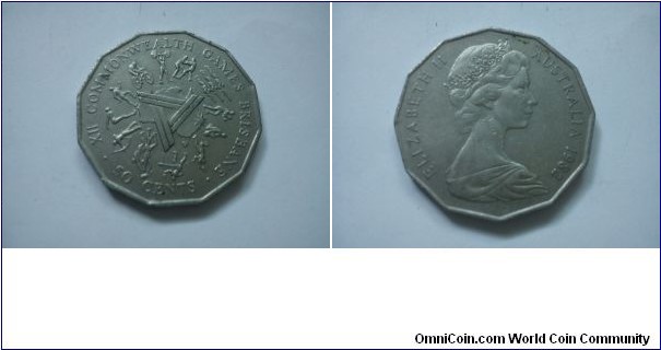 Commonwealth XII (Brisbane) Queen Elizabeth II - 50 cents