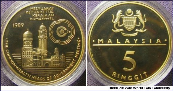 Malaysia 1989 5 ringgit commemorating Commonwealth Heads of Government Meeting. Weight: 10.4g. 