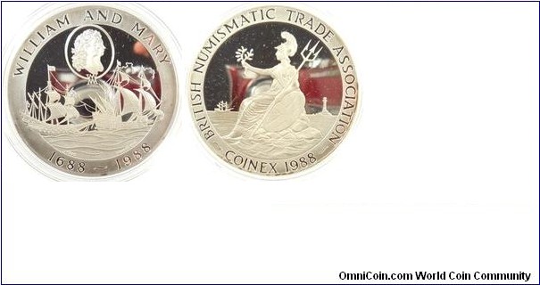 1988 UK The 10th Anniversary of Coinex (Coin Show) & The Tercentenary of The Events Leading to The Accession of William & Mary Medal strunk by Royal Mint. Silver: 65MM./155 gm. Proof finish. #118/500 Mintage
Obv: An Oval with busts of King William III and Queen Mary II above, English & Dutch sailing ships below. Rev: An adaptation of the 