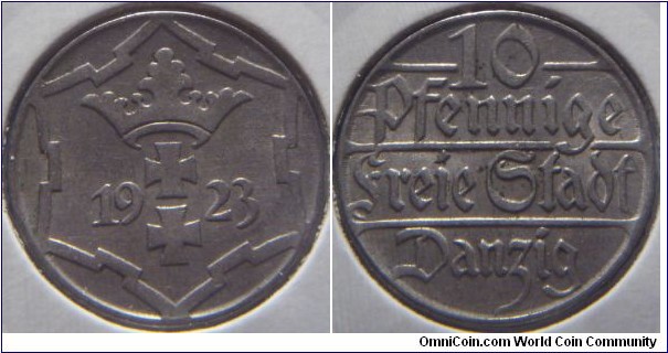 Danzig | 
10 Pfennige, 1923 | 
21.5 mm, 4 gr. | 
Copper-Nickel | 

Obverse: Coat of Arms divide date within snowflake design | 
Lettering: 1923 |

Reverse: Denomination | 
Lettering: 10 Pfennige Freie Stadt Danzig |