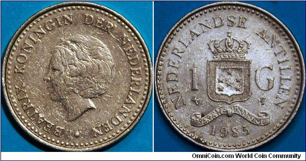 1 Gulden, with Queen Beatrix, 28 mm, Ni