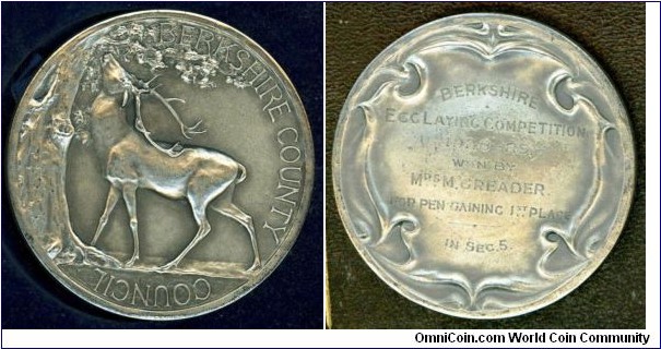 1928-29 UK Berkshire County Council Egg Laying Competition Medal. Silver: 50MM./81.6gms.
