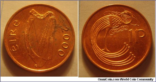 Ireland | 
1 Pingin, 2000 | 
20.32 mm, 3.56 gr. | 
Copper plated Steel | 

Obverse: Irish harp (Cláirseach), date right|
Lettering: éire 2000 | 

Reverse: Stylized bird adapted from an ornamental detail in the 