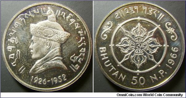Bhutan 1966 3 rupee. Proof condition. Weight: 28.30g. 