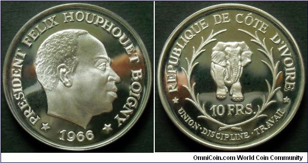 Cote d'Ivoire 10 francs.
1966, President Felix Houphouet Boigny.
Ag 925.
Weight; 25g.
Diameter; 34,4mm.
Proof.