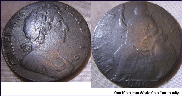 a High grade 1696 Halfpenny, as shown by the detail on the portrait, coins of this early part of his Reign were commonly weak strikes as shown on the neck and reverse