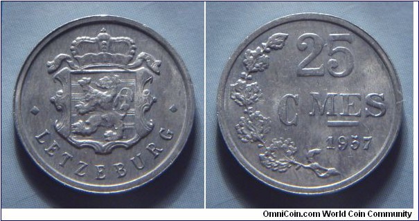 Luxembourg | 
25 Centimes, 1957 | 
19 mm, 0.76 gr. | 
Aluminium | 

Obverse: National Coat of Arms | 
Lettering: • LETZEBURG • |

Reverse: Denomination, date below | 
Lettering: 25 CMES 1957 |