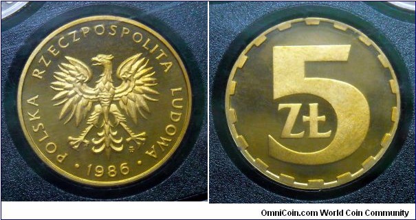 Poland 5 złotych.
Proof from 1986 mint set. Mintage: 5.000 pieces.