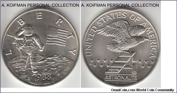 1988 United States of America medal, Philadelphia mint (P mint mark); 900 silver, plain edge, 1.5 inch diameter, 26.73 gramms; official US mint medal commemorating Young Astraunauts educational program, bright uncirculated, a small mintage of just 33,250 in uncirculated finish.
