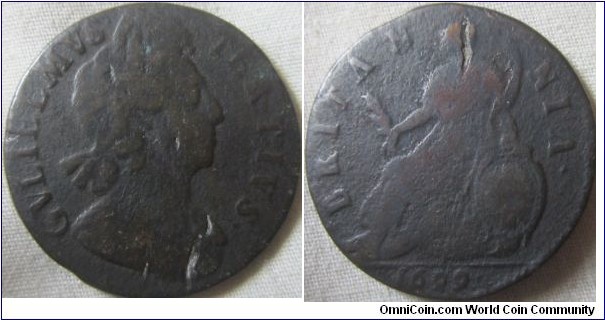 1699. Dot after date, in Exergue, rare.