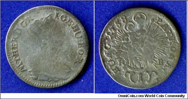 Kreuzer.
Maria Theresia (1745-1780) Empress of Holy Roman empire & The Queen of Hungary (1741-1780).
*KB* - Kremnitz mint.


Ag195f. 0,8gr.