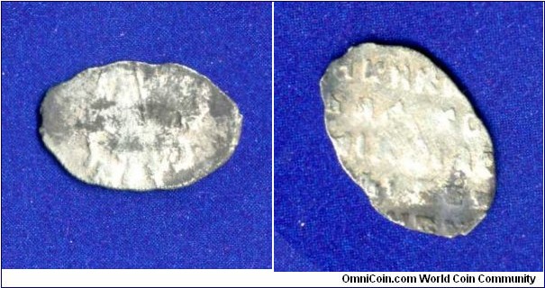 Kopek.
Mikhail Feodorovoch.
This coin was found with a metal detector in Kubinka, Moscow Region


Ag.