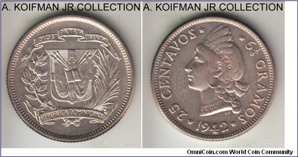 KM-20, 1942 Dominican Republic 25 centavos, Philadelphia mint (USA); silver, reeded edge; common type but scarce in high grades, borderline uncirculated, mostly white some light overall reverse toning.