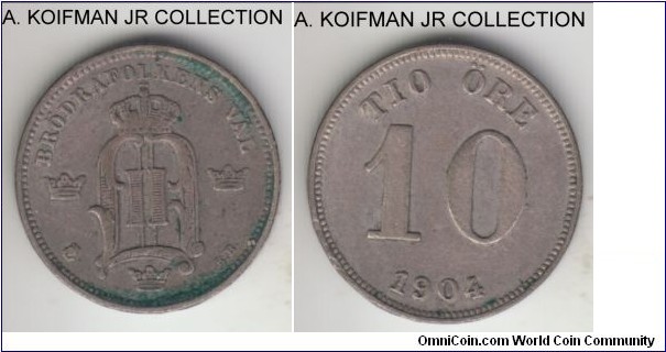 KM-755, 1904 Sweden 10 ore; silver, plain edge; Oscar II, late common year, extra fine or almost.