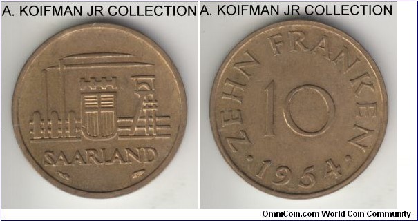 KM-1, 1954 Saarland 10 franken; aluminum-bronze, plain edge edge; French occupation 1-year issue, brighter almost uncirculated.