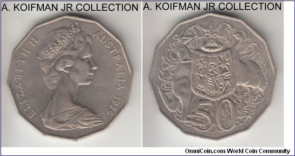 KM-68, 1979 Australia 50 cents; copper-nickel, dodecagonal 12-sided flan, plain edge; Elizabeth II, variety with 2 bars behind emu head, decimal circulation issue, almost uncirculated.