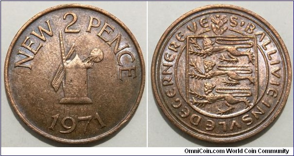 2 New Pence (Bailiwick of Guernsey - British Crown Dependencies / Queen Elizabeth II // Bronze 7.12g)