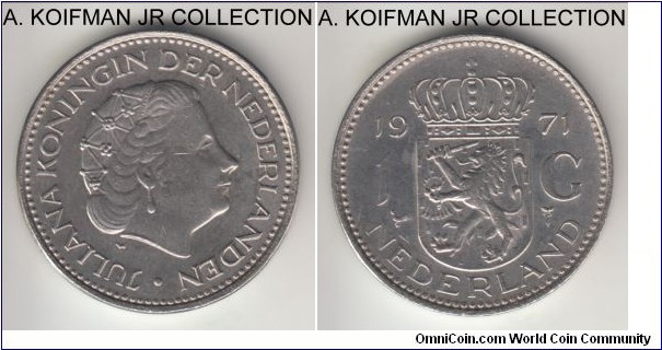 KM-184a, 1971 Netherlands gulden; nickel, lettered edge; Juliana, average uncirculated, few bag marks.