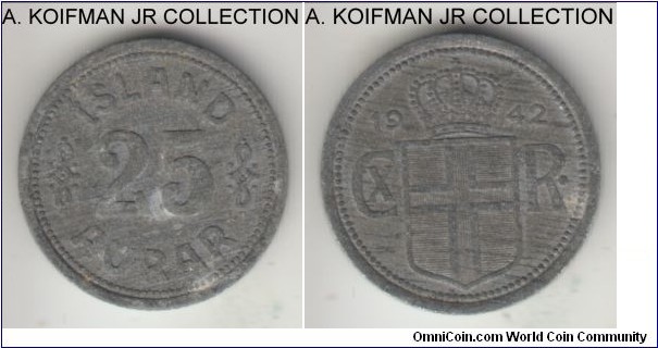 KM-2a, 1942 Iceland 25 aurar; zinc, reeded edge; Christian X, a war-time variation of the type, minted in zinc due to nickel shortage and usual zinc streaky toning and start of zinc corrosion, uncirculated or almost details.