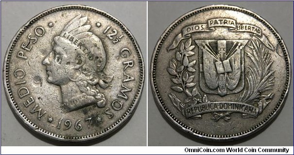 1/2 Peso (4th Dominican Republic // Copper-Nickel)