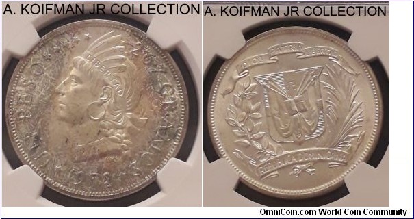 KM-22, 1952 Dominican Republic peso; silver, reeded edge; 2-year type, mintage 20,000, NGC graded MS 65, reverse with folder toning.