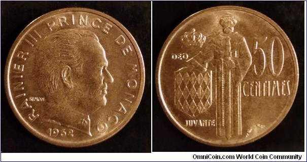 Monaco 50 centimes. This coin type was minted only with the date 1962 unlike a french al-br 50 centimes coin which has been struck in 1962, 1963 and 1964.