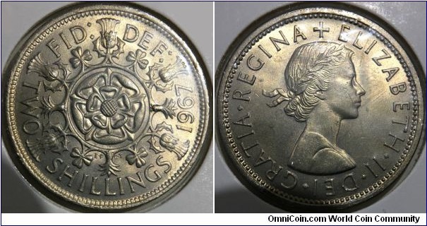 2 Shillings (United Kingdom / Queen Elizabeth II / Copper-Nickel) 