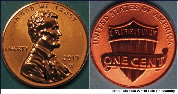 1 cent limited edition reverse proof coin that came in the 2019 silver proof set.  Cu plated zinc, 19 mm.
