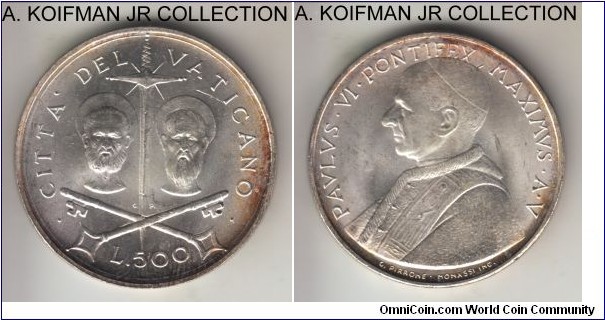 KM-99, 1967 Vatican 500 lira; silver, lettered edge; Year V of Paul VI , 1-year type commemorating St. Peter and St. Paul, mintage 110,000, white uncirculated with some peripheral toning from the mint set.