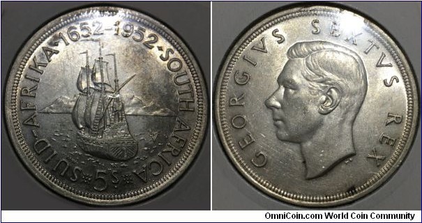 5 Shillings / 1 Crown (Union of South Africa / King George VI / 300th anniversary of the founding of Capetown 1652-1952 // SILVER 0.500 / 28.28g / ⌀38.61mm)