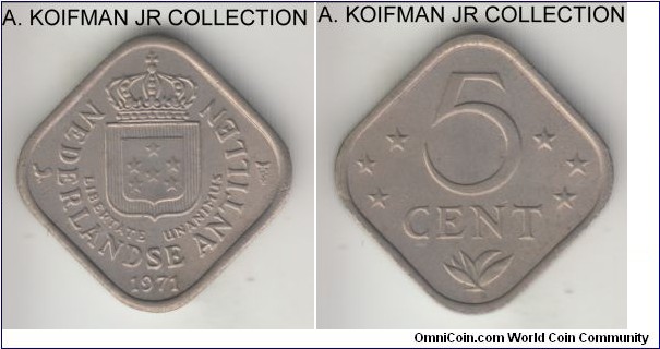 KM-13, 1971 Netherlands Antilles 5 cents; copper-nickel, plain edge, square flan; Juliana, average uncirculated with light overall toning.