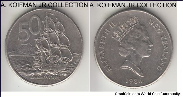 KM-63, 1986 New Zealand 50 cents; copper-nickel, segment reeded edge; Elizabeth II, HMS Endeavour, good extra fine to almost uncirculated.
