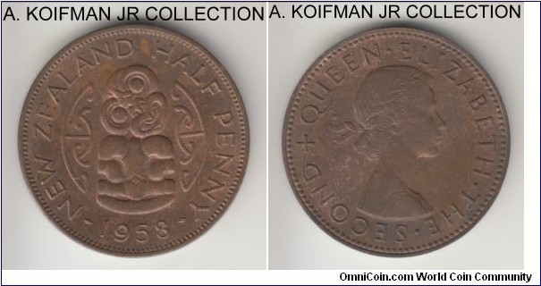 KM-23.2, 1958 New Zealand half penny; bronze, plain edge; Elizabeth II, brown uncirculated, a bit dirty.