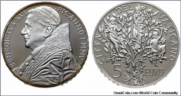 Vatican 5 Euro 2005 - Pontificate of Benedictus XVI. 60th Anniversary of the End of the Second World War. 18g Ag 925.
