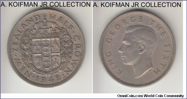 KM-19, 1949 New Zealand 1/2 crown; copper-nickel, reeded edge; George VI, decent extra fine.