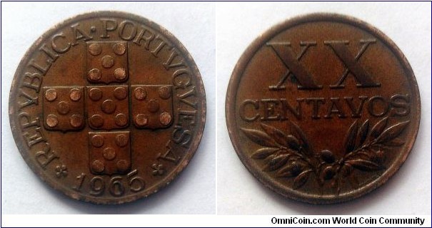 Portugal 20 centavos. 1965 (II)