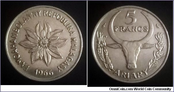 Madagascar 5 francs. 1966