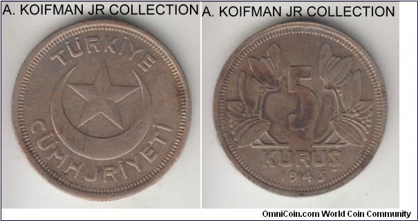 KM-862, 1943 Turkey 5 kurus; copper-nickel, reeded edge; last year of the type, uncirculated or almost details with some heavier toning.