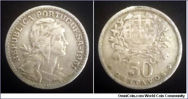 Portugal 50 centavos. 1951 (II)