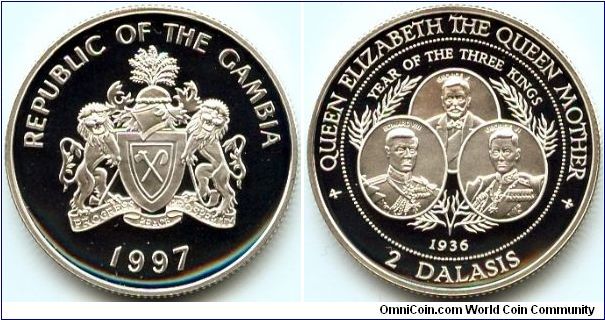 Gambia, 2 dalasis 1997.
Queen Elizabeth the Queen Mother. 1936 - Year of the three Kings (George V, Edward VIII, George VI).