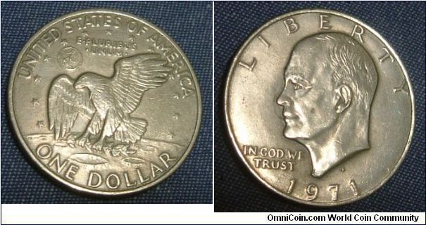 EAGLE EISENHOWER $1. A HUGE COIN FOR ITS VALUE. IT RESEMBLES AN UNC MEDAL, MORE THAN A COIN. DEFINITELY FIT FOR A SHOWCASE. PLEASE NOTE THAT IT IS NOT GOLD BUT NICKEL. FOR SALE. PLEASE MAKE AN OFFER.